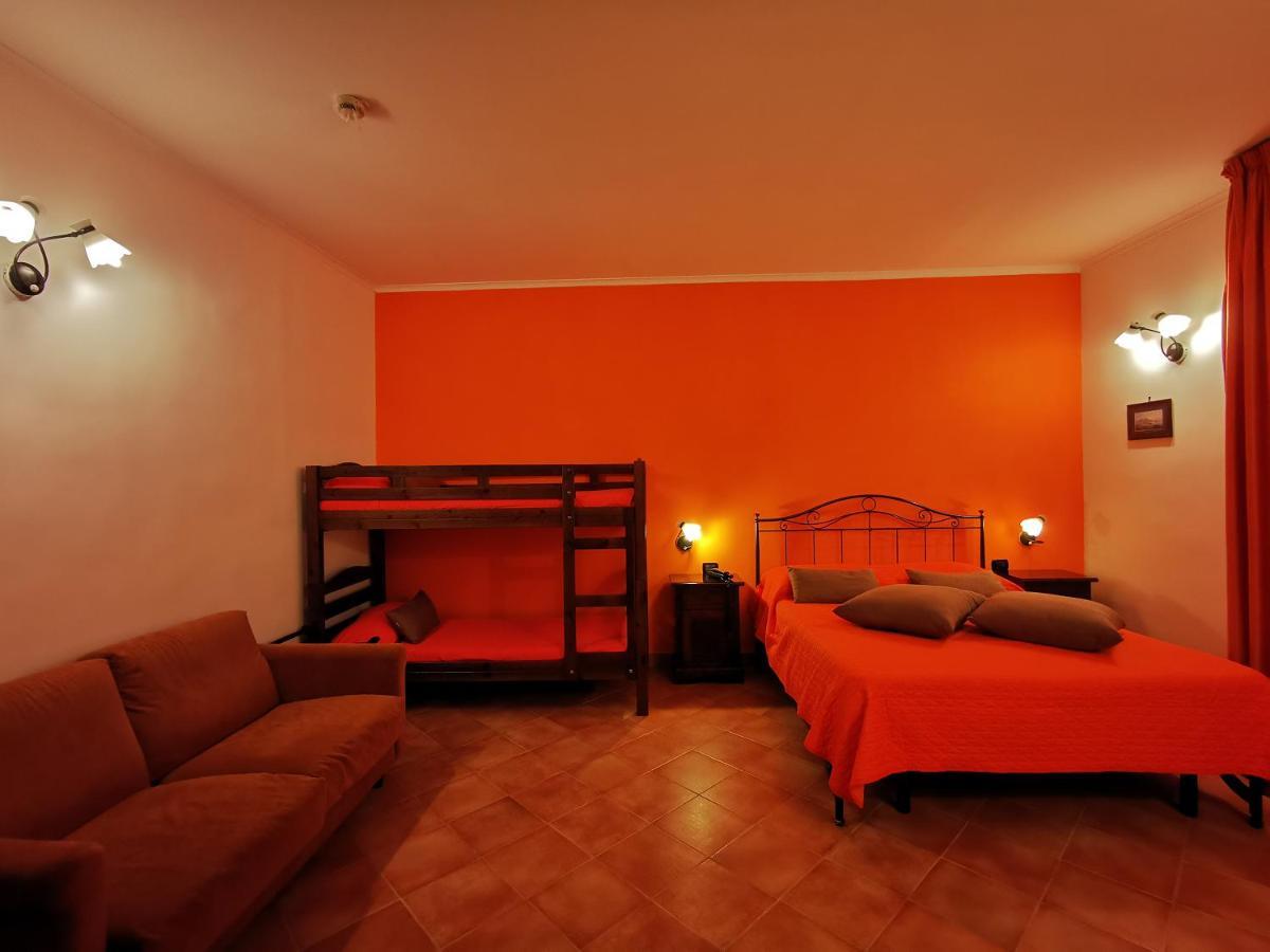 Hotel Neapolis Exterior photo